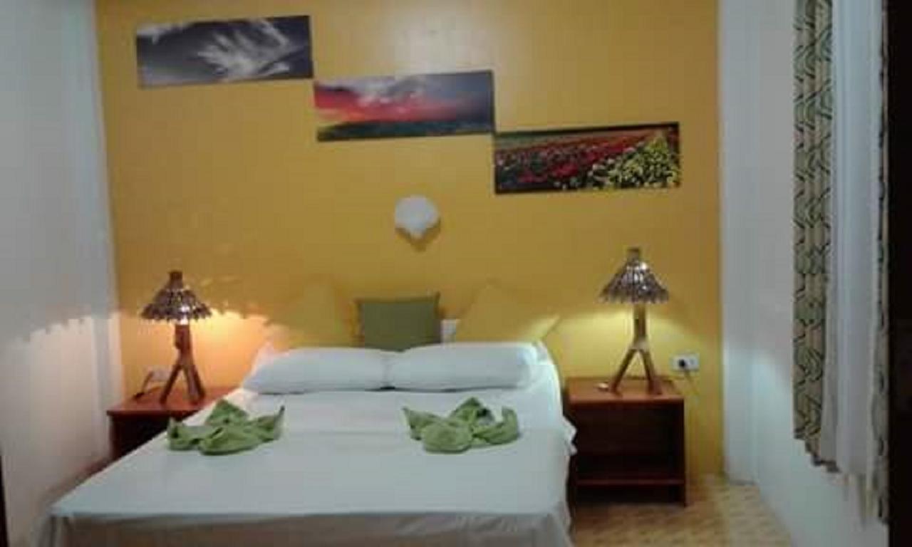Traville Huts Palm Beach Inn Panglao Esterno foto